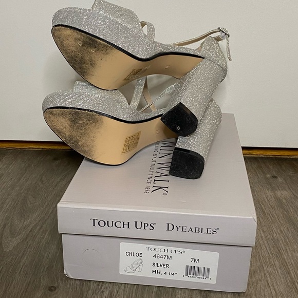 Chloe Chunky Platform Block Heel Silver Holiday Criss Cross Vamp Strappy 4” - Picture 14 of 16